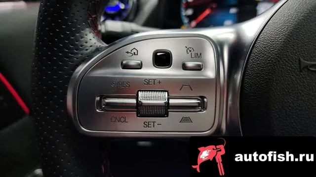 Mercedes-Benz GLA-Class GLA - Class H247 2022 года - похожие автомобили