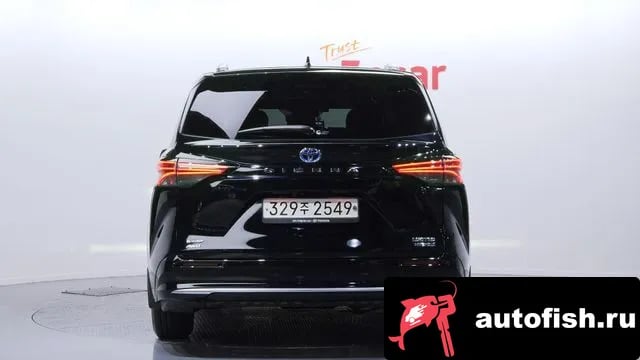 Toyota Sienna Siena 4th Generation 2024 года - вид 4
