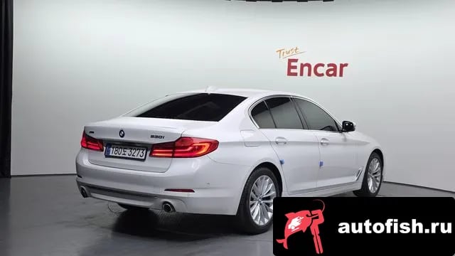BMW 5-Series 5 Series (G30) 2019 года - вид 2