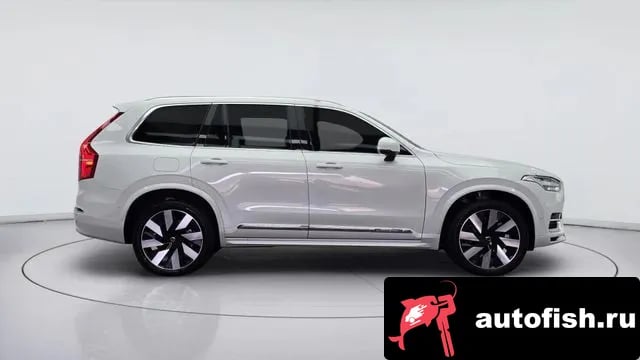 Volvo XC90 XC90 second Generation 2024 года - вид 3