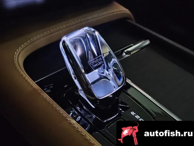 Volvo XC90 XC90 second Generation 2024 года - похожие автомобили