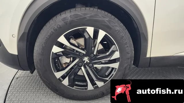 Peugeot 2008 e-2008 second generation 2023 года - вид 5