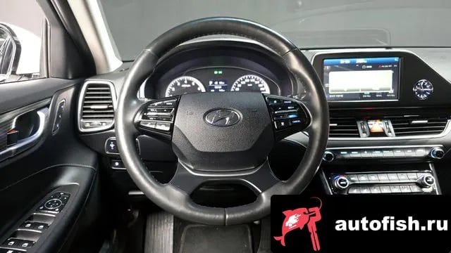 Hyundai Grandeur Granger IG 2018 года - похожие автомобили