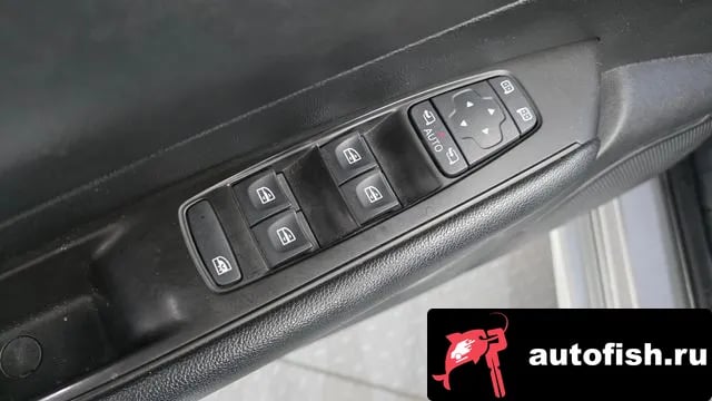 Renault Korea (Samsung) SM6 SM6 2018 года - похожие автомобили