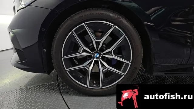 BMW 5-Series 5 Series (G60) 2025 года - вид 5