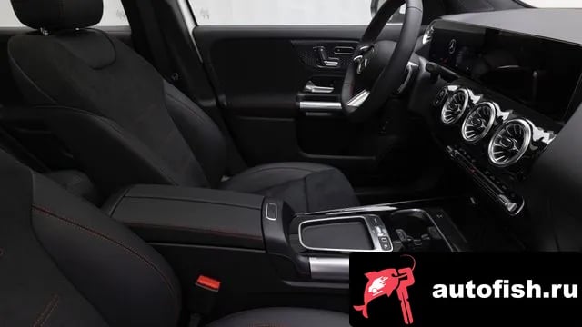 Mercedes-Benz GLA-Class GLA - Class H247 2025 года - похожие автомобили