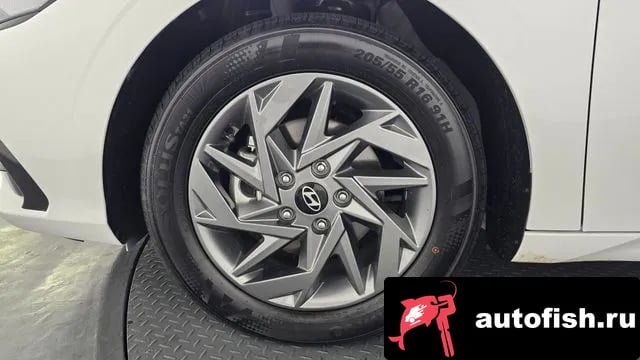 Hyundai AVANTE The New Avante (CN7) 2025 года - вид 5