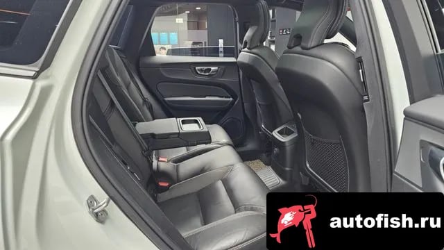 Volvo XC60 XC60 second Generation 2020 года - похожие автомобили