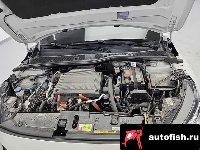 Peugeot 208 e-208 second Generation 2022 года - вид 6