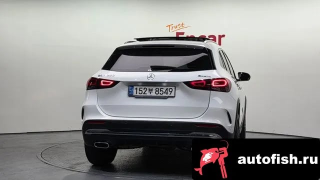Mercedes-Benz GLA-Class GLA - Class H247 2021 года - вид 4