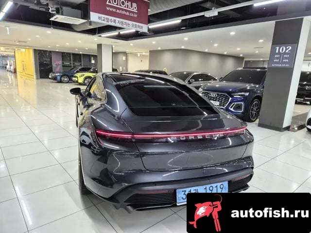 Porsche Taycan Taikan 2022 года - вид 3