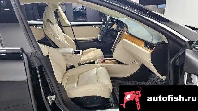 Tesla Model S Model S 2019 года - похожие автомобили