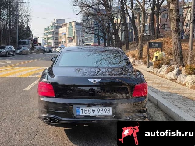 Bentley Flying Spur Flying Spur 3rd Generation 2022 года - вид 6