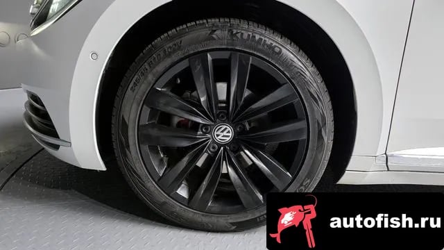 Volkswagen Arteon Atheon 2019 года - вид 5