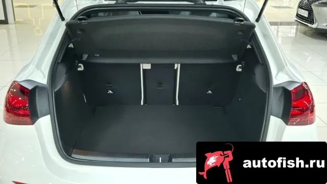 Mercedes-Benz A-Class A-Class W177 2025 года - похожие автомобили