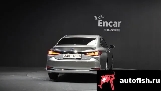 Lexus ES ES300h 7th generation 2021 года - вид 4