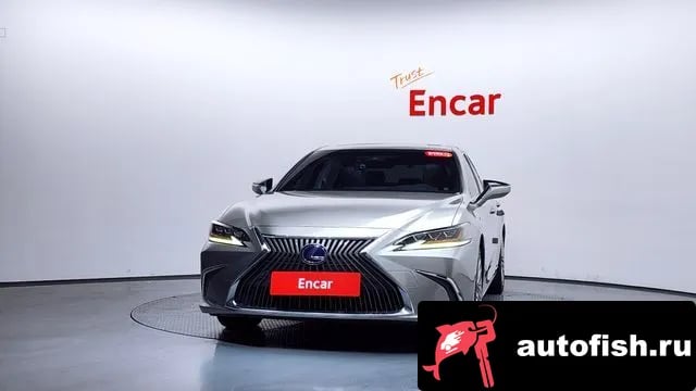 Lexus ES ES300h 7th generation 2019 года - вид 2
