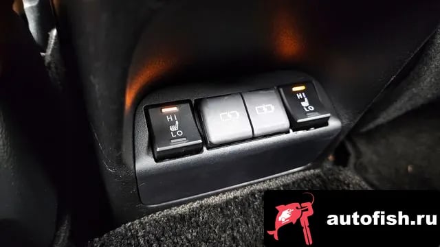 Lexus UX UX300e 2022 года - похожие автомобили