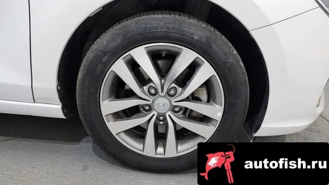 Hyundai i30 i30 (PD) 2018 года - похожие автомобили