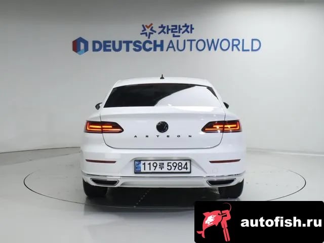 Volkswagen Arteon Atheon 2019 года - вид 4