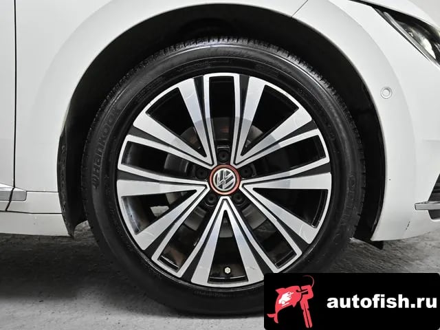 Volkswagen Arteon Atheon 2019 года - вид 5