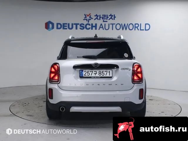 Mini Countryman Cooper D Country Man 2022 года - вид 4