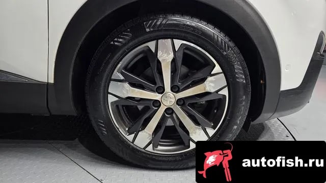 Peugeot 5008 5008 second generation 2018 года - вид 5