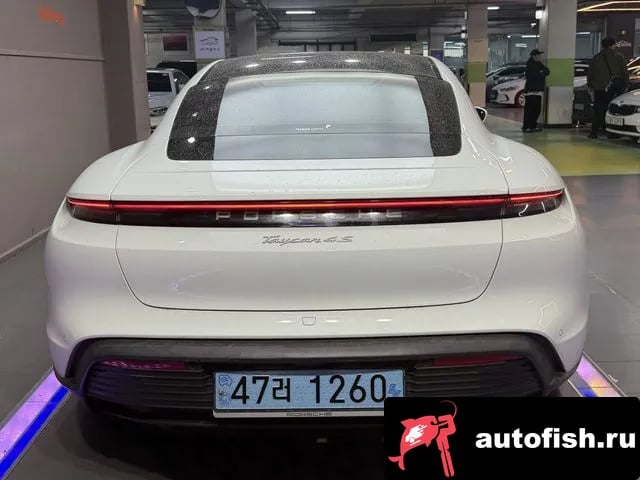 Porsche Taycan Taikan 2021 года - вид 4
