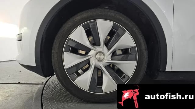Tesla Model Y Model Y 2023 года - вид 4