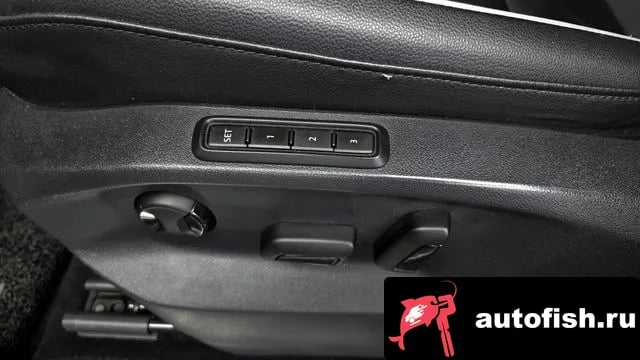 Volkswagen Tiguan Tiguan second Generation 2018 года - похожие автомобили