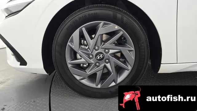 Hyundai AVANTE The New Avante Hybrid (CN7) 2025 года - вид 5