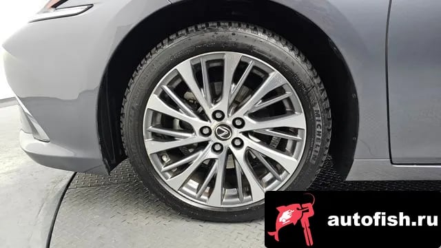 Lexus ES ES300h 7th generation 2019 года - вид 5