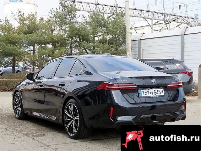 BMW 5-Series 5 Series (G60) 2025 года - вид 2