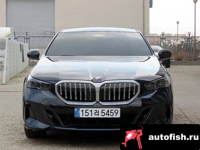 BMW 5-Series 5 Series (G60) 2025 года - вид 3