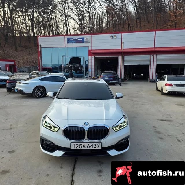 BMW 1-Series 1 Series (F40) 2023 года - вид 1