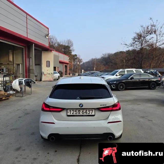 BMW 1-Series 1 Series (F40) 2023 года - вид 6