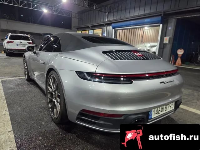 Porsche 911 911 (992) 2020 года - вид 5