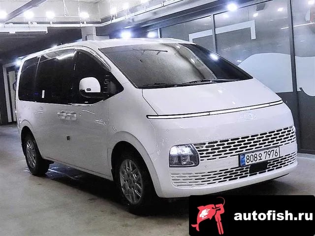 Hyundai Staria Staria 2025 года - похожие автомобили