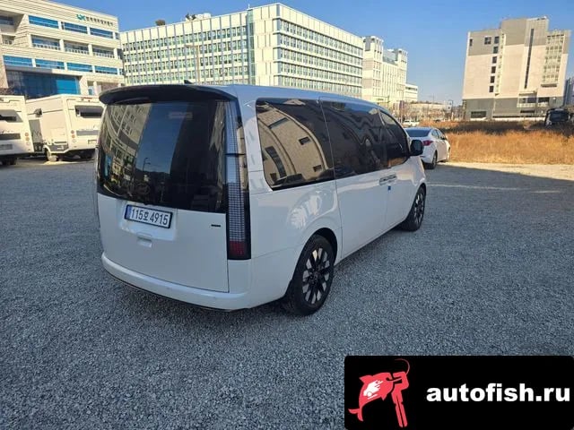 Hyundai Staria Staria 2025 года - похожие автомобили