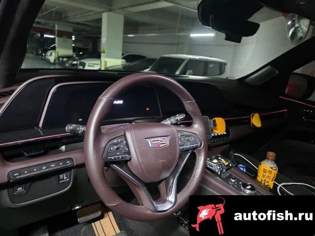 Cadillac Escalade Escalade 5th Generation 2023 года - похожие автомобили