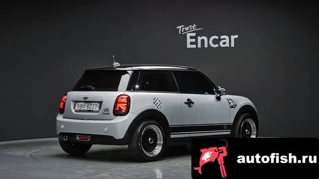 Mini Cooper Cooper 2018 года - вид 2