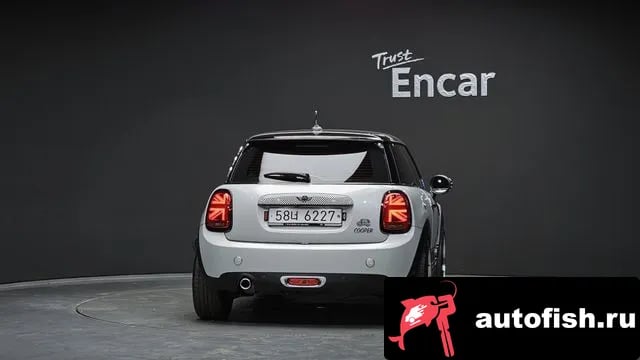 Mini Cooper Cooper 2018 года - вид 4