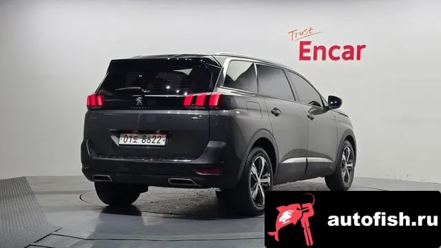 Peugeot 5008 5008 second generation 2019 года - вид 2