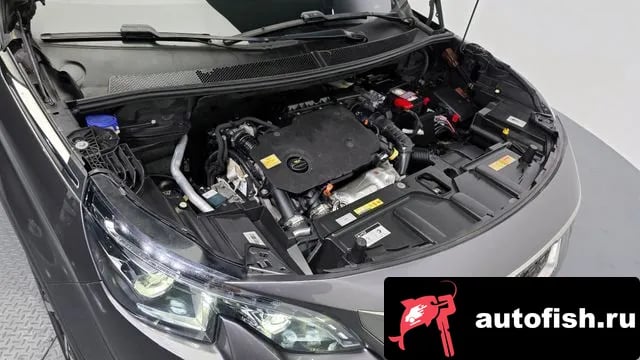 Peugeot 5008 5008 second generation 2019 года - вид 6