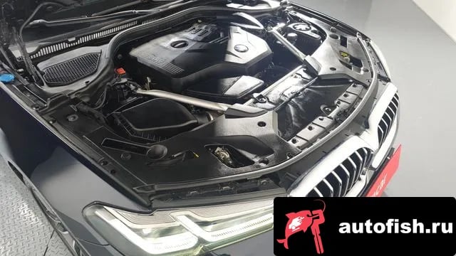 BMW 5-Series 5 Series (G30) 2021 года - вид 6