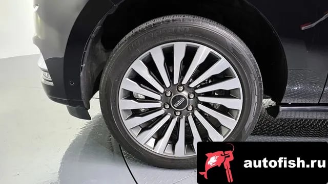 Lincoln Navigator Navigator 4th generation 2021 года - вид 5