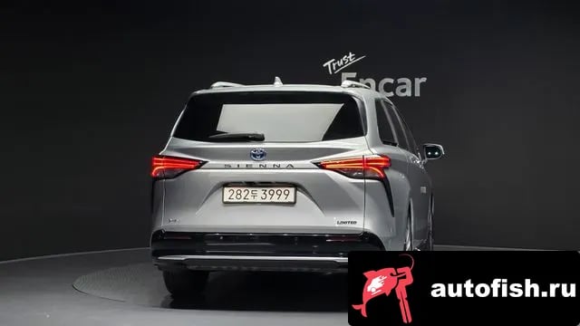 Toyota Sienna Siena 4th Generation 2025 года - вид 4