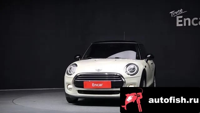 Mini Cooper Cooper D 2019 года - вид 3