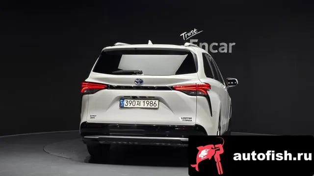 Toyota Sienna Siena 4th Generation 2024 года - вид 4