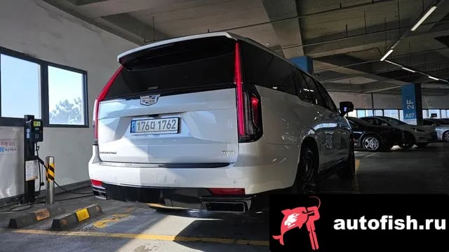 Cadillac Escalade Escalade 5th Generation 2023 года - вид 4